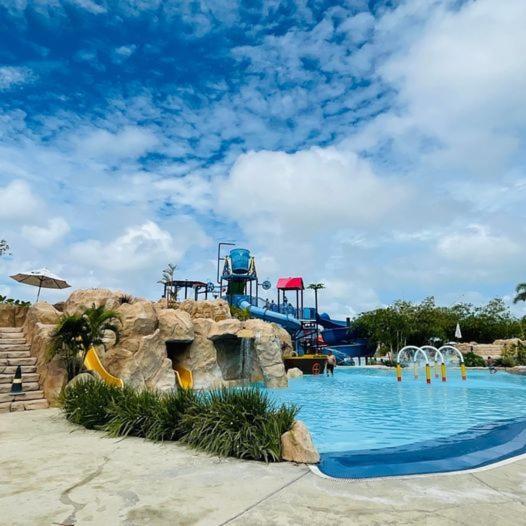 Aqualand Park & Resort Oficial Салинополис Экстерьер фото