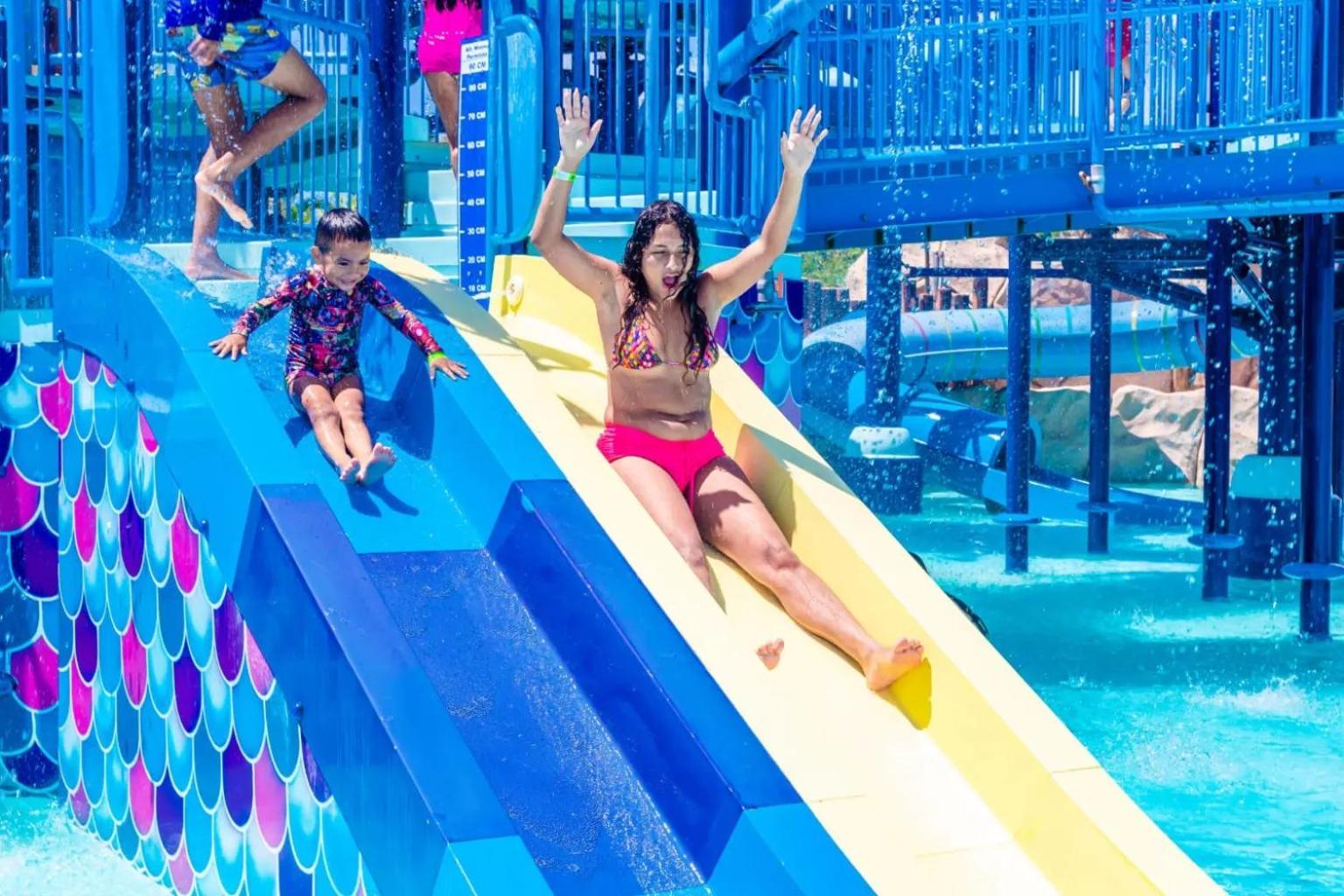 Aqualand Park & Resort Oficial Салинополис Экстерьер фото